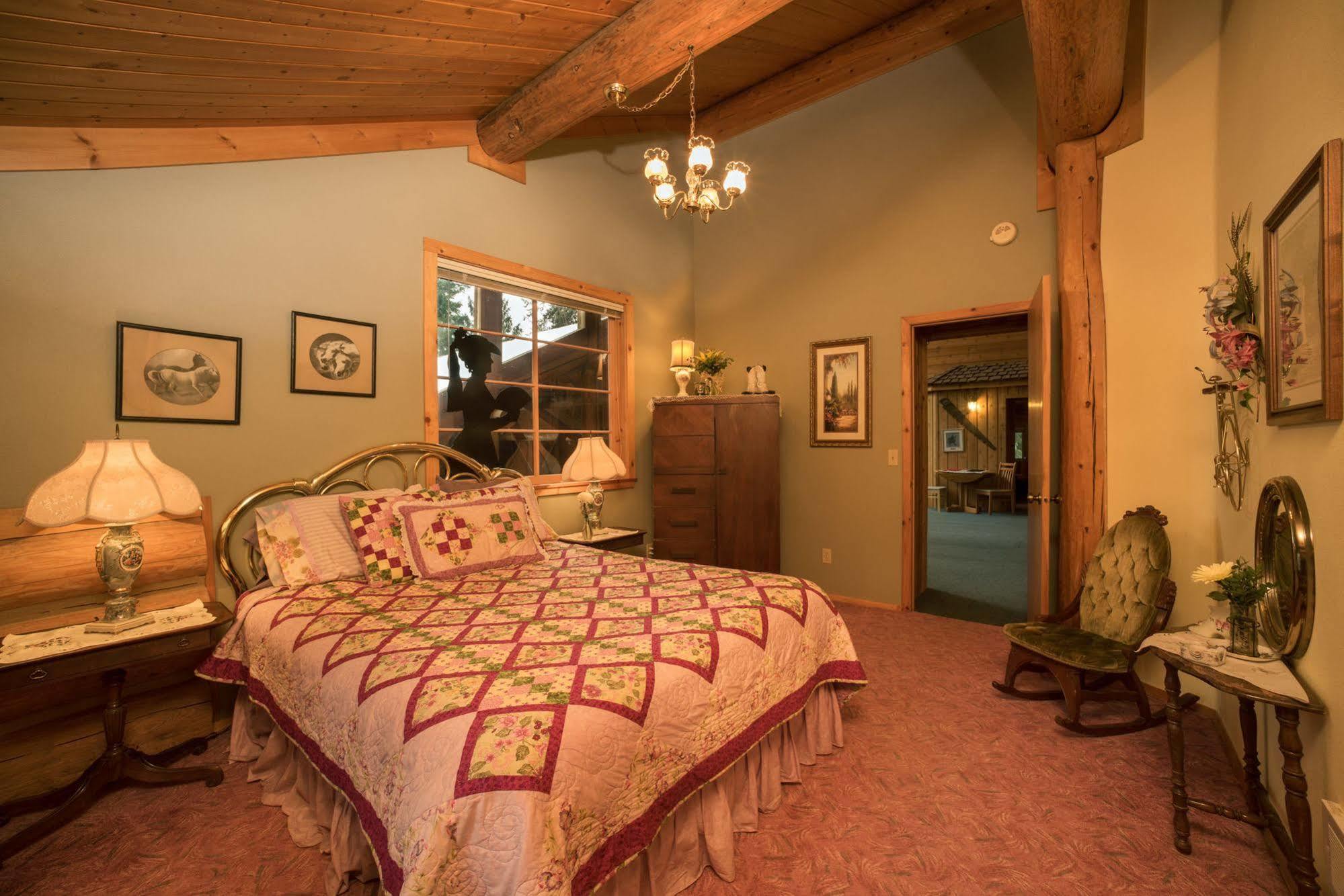 Western Pleasure Guest Ranch Sandpoint Eksteriør billede